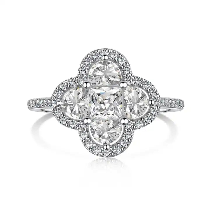 LUCKY GIRL RING