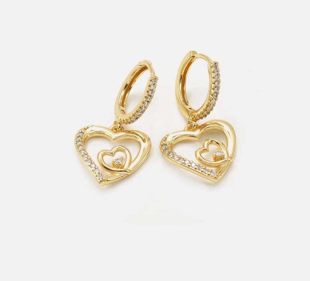 CORAZONCITO PAVÉ EARRINGS