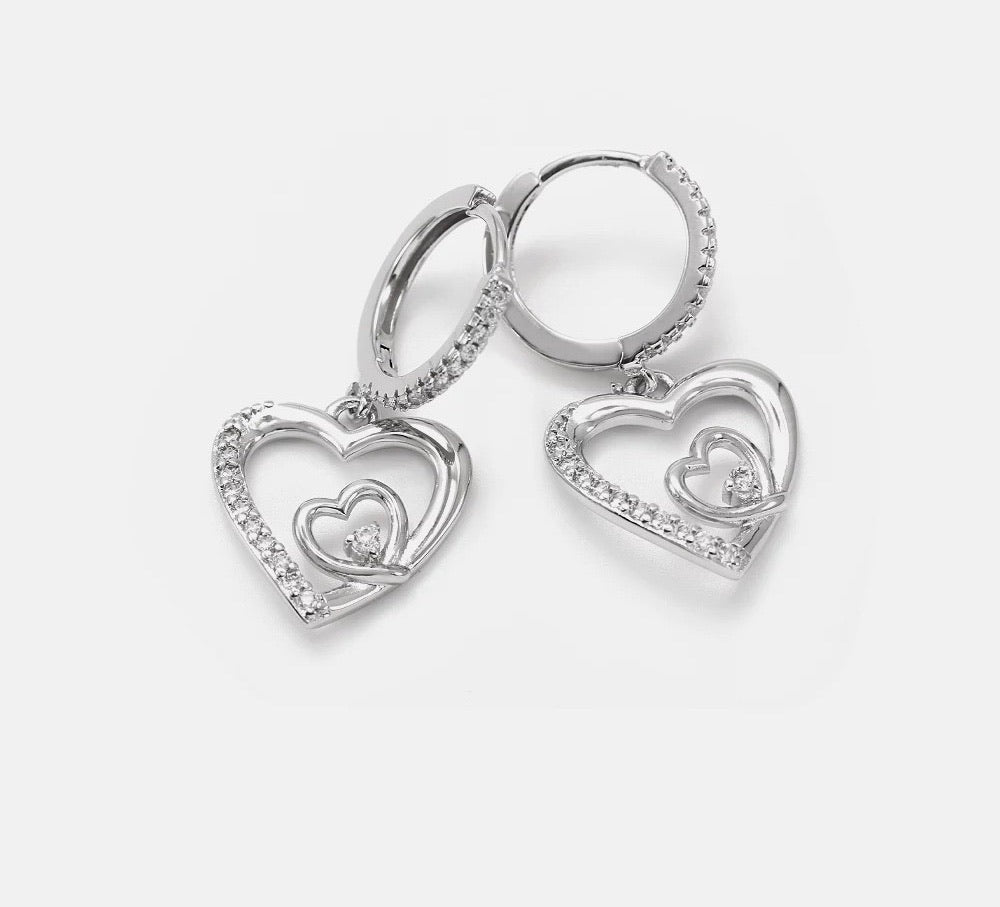 CORAZONCITO PAVÉ EARRINGS
