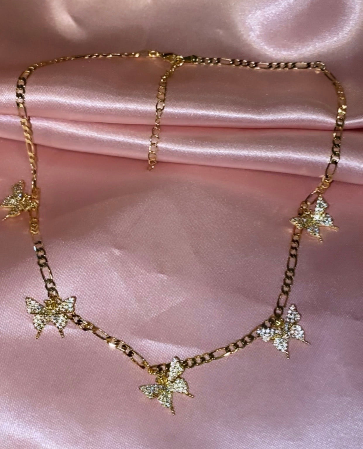 ARIANA NECKLACE