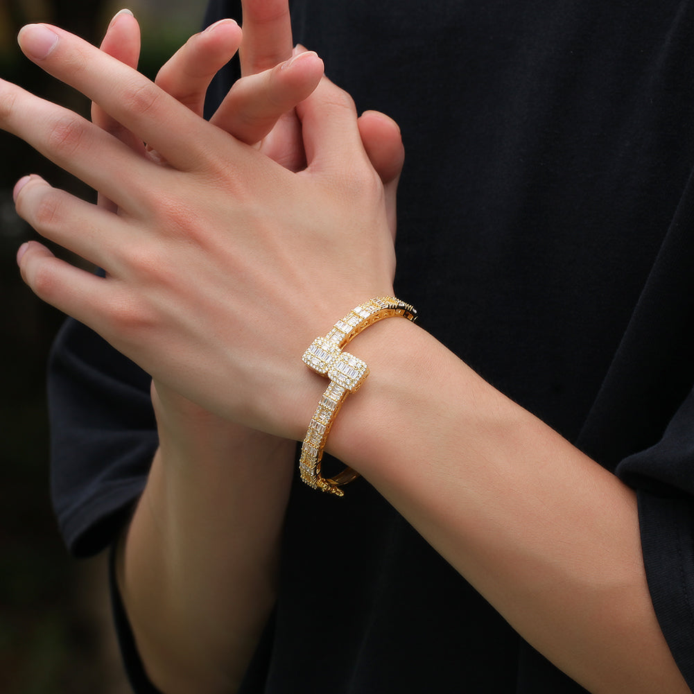 ICED OUT BAGUETTE BRACELET