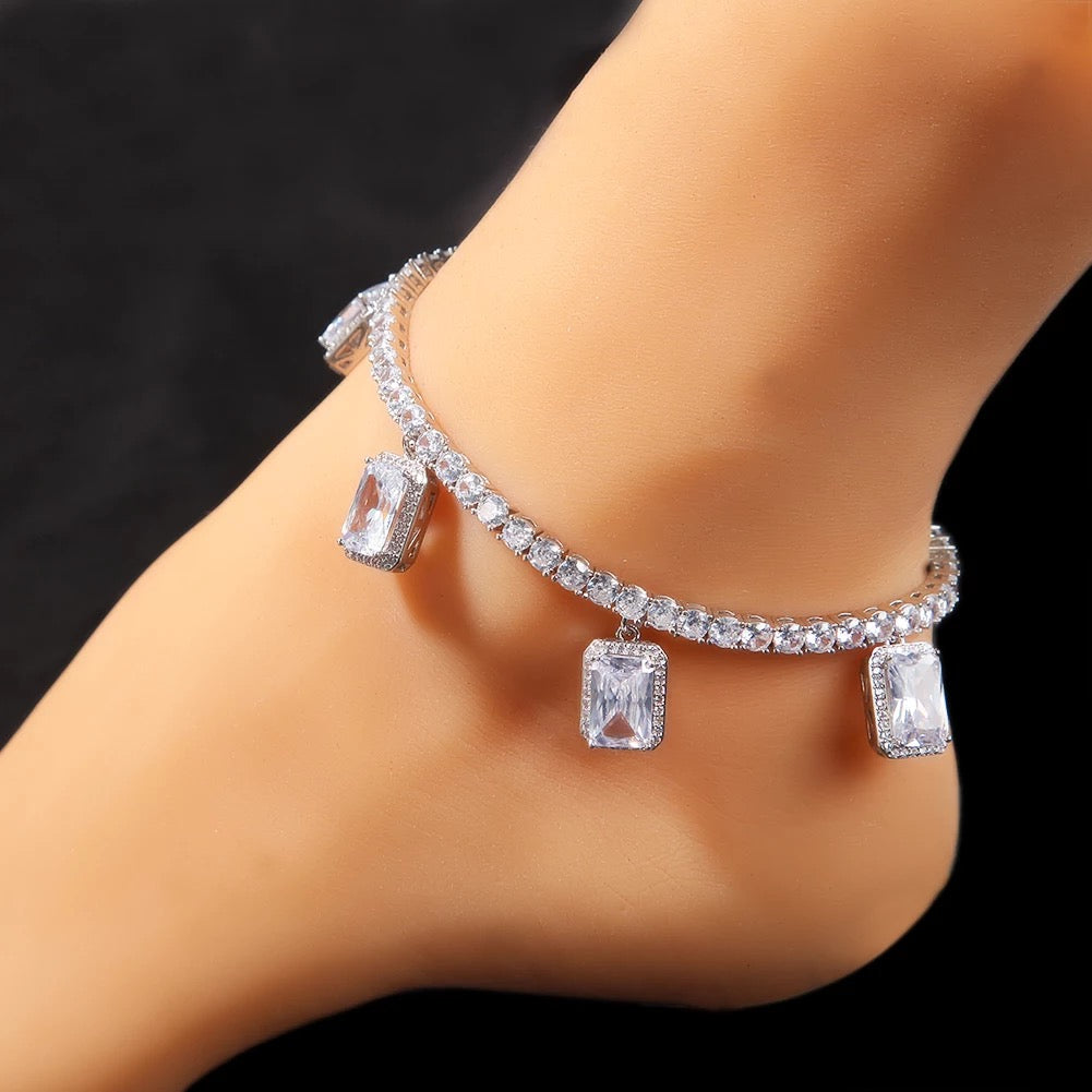 DIAMOND DRIP TENNIS ANKLET