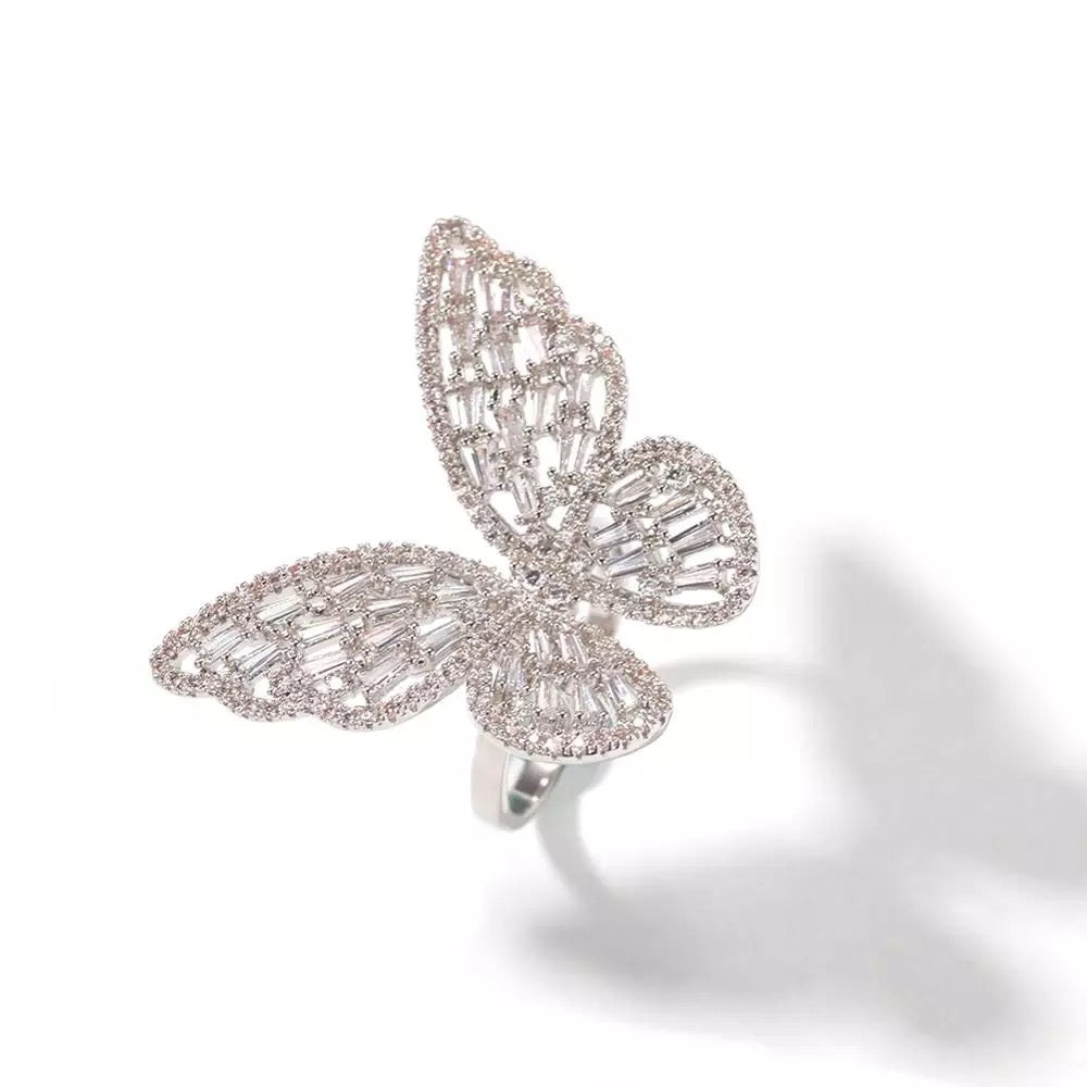 BLINGY BUTTERFLY RING